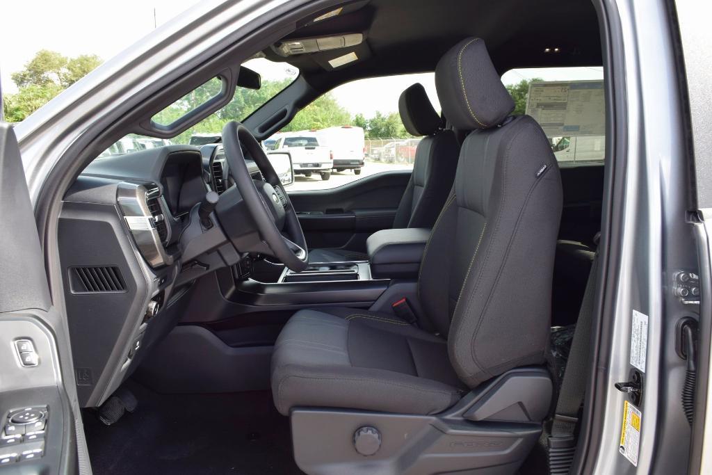 new 2025 Ford F-150 car, priced at $43,586