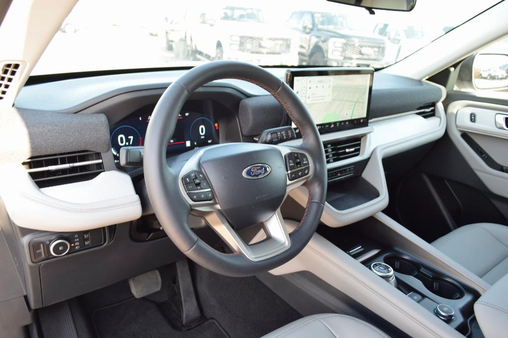 new 2025 Ford Explorer car, priced at $37,885