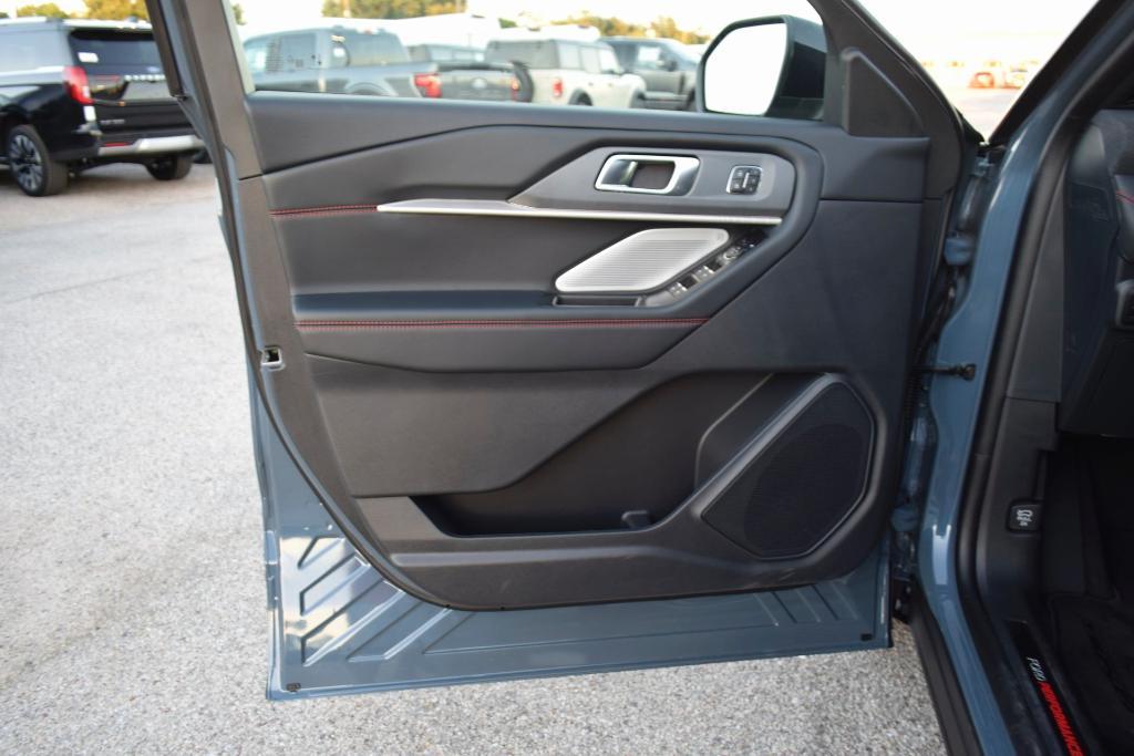 new 2025 Ford Explorer car, priced at $55,243