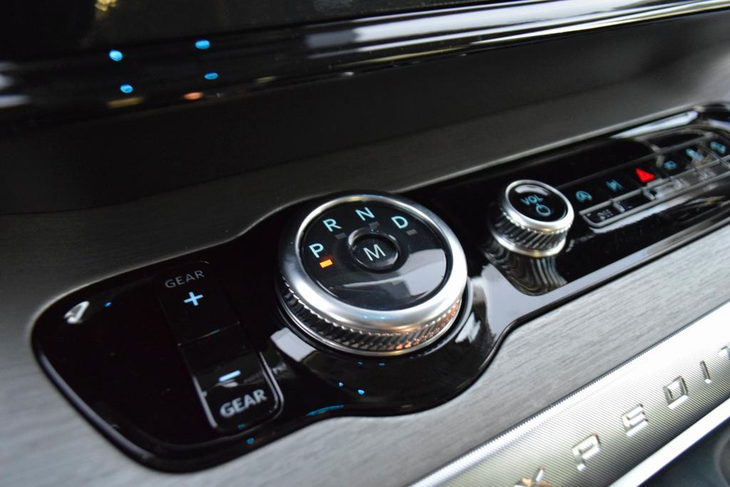 new 2025 Ford Expedition car, priced at $75,059