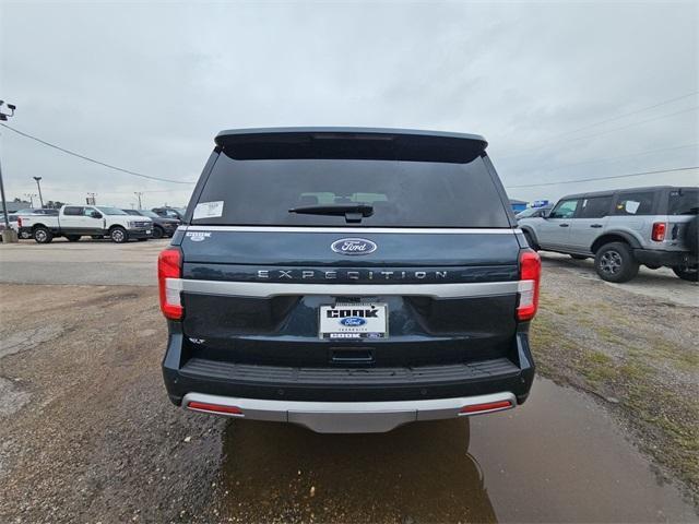 new 2024 Ford Expedition car, priced at $53,676