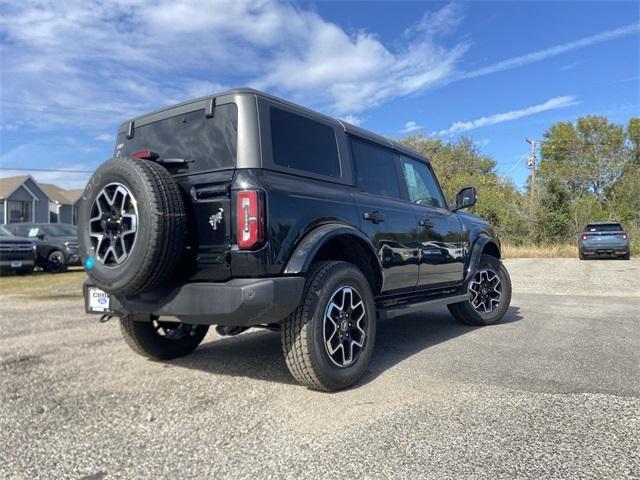 new 2024 Ford Bronco car, priced at $49,778