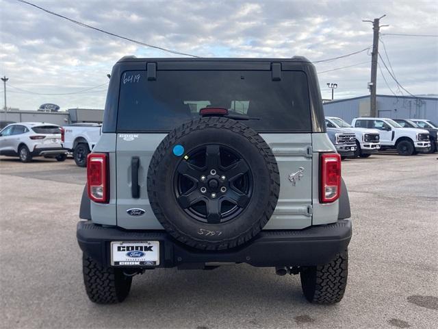 new 2024 Ford Bronco car, priced at $46,724