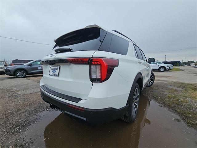 new 2025 Ford Explorer car, priced at $43,677