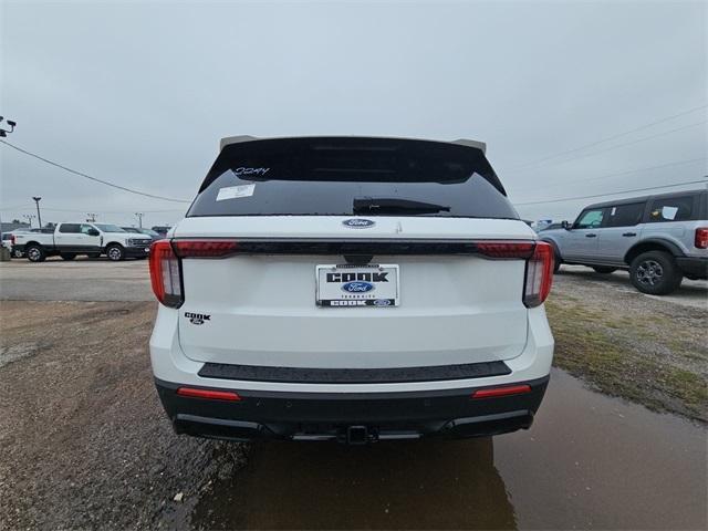 new 2025 Ford Explorer car, priced at $43,677