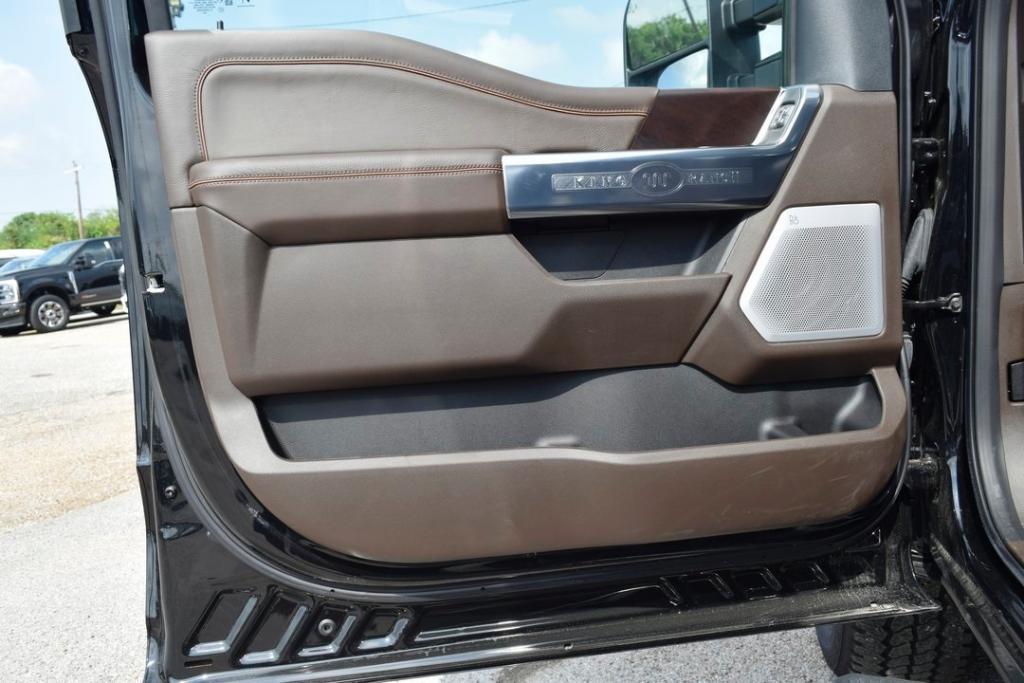 new 2025 Ford F-250 car, priced at $87,110