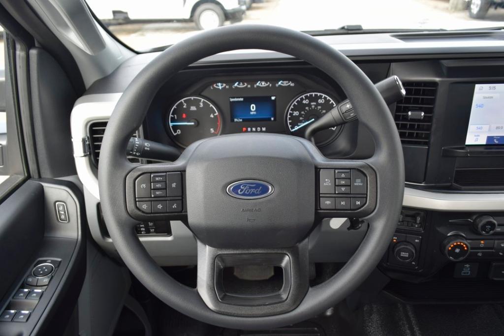 new 2025 Ford F-450 car, priced at $75,535