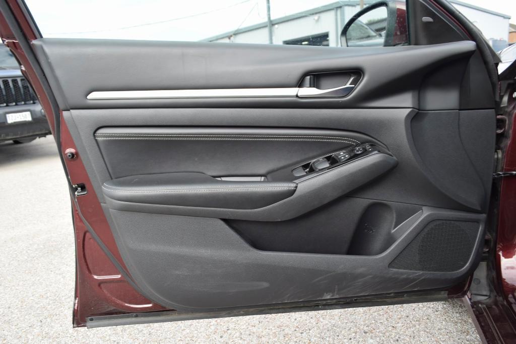 used 2023 Nissan Altima car, priced at $18,489