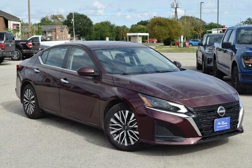 used 2023 Nissan Altima car, priced at $18,489
