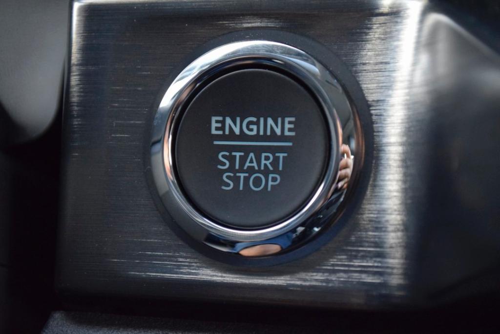 new 2025 Ford F-250 car, priced at $84,019