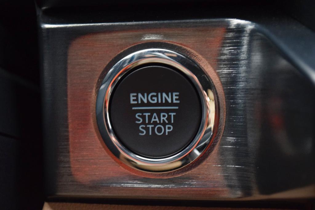 used 2025 Ford F-250 car, priced at $82,989