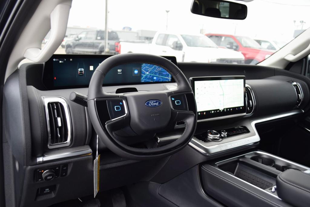 new 2025 Ford Expedition car, priced at $75,435