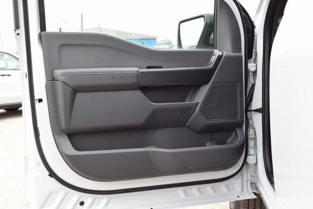 new 2025 Ford F-150 car, priced at $40,950