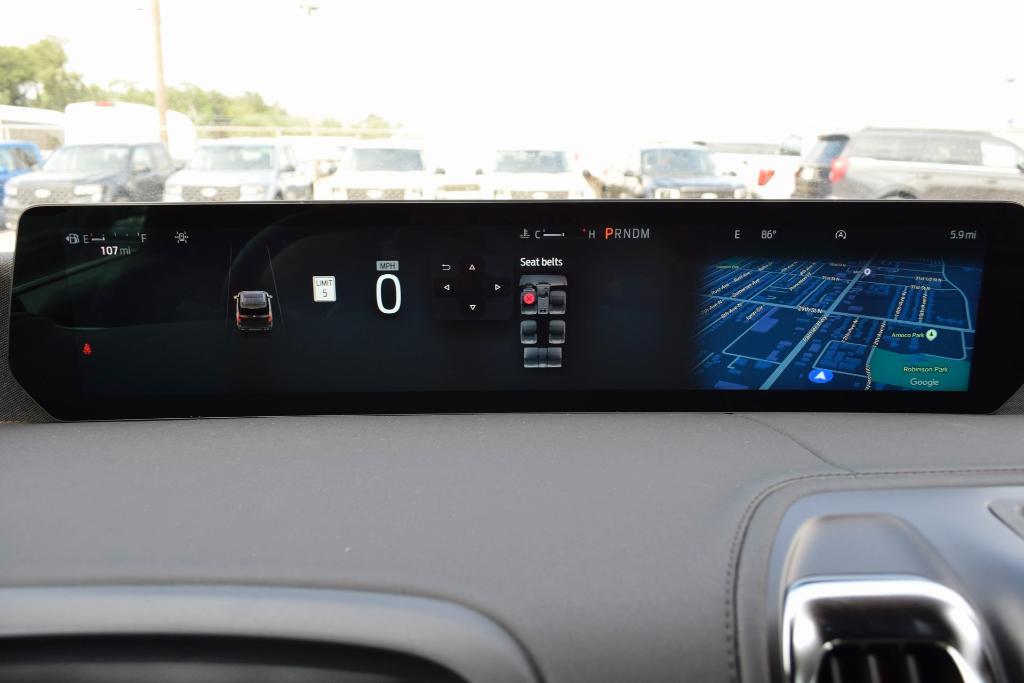 new 2025 Ford Expedition car, priced at $80,678