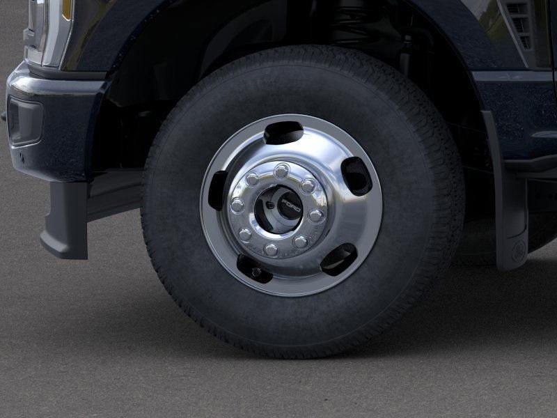 new 2025 Ford F-350 car, priced at $96,078