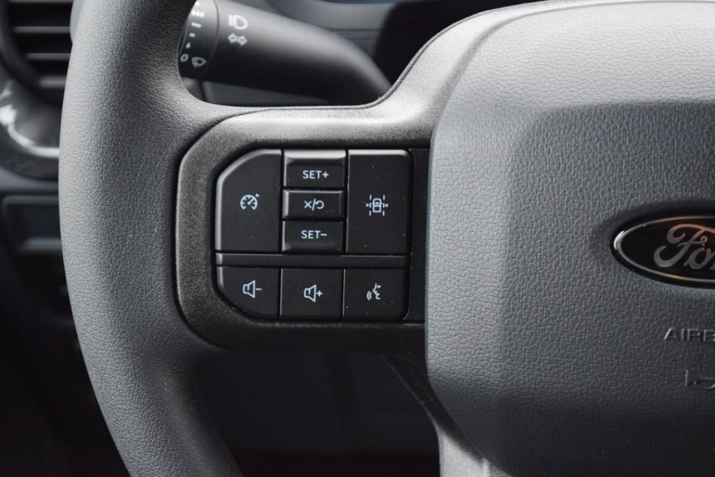 new 2025 Ford F-150 car, priced at $46,272