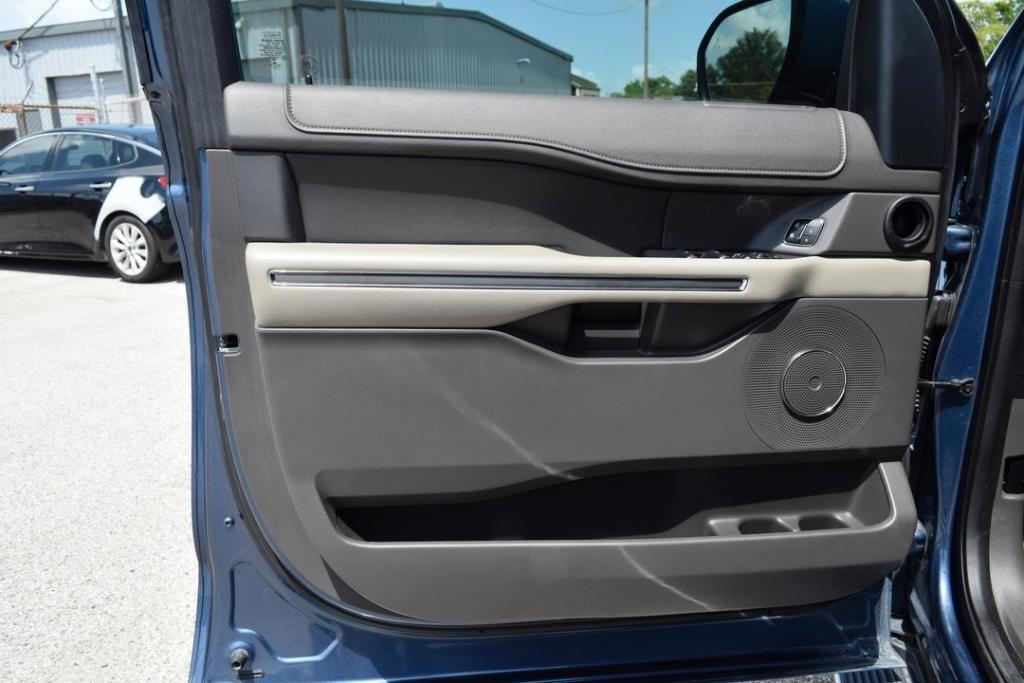 used 2018 Ford Expedition car, priced at $22,789