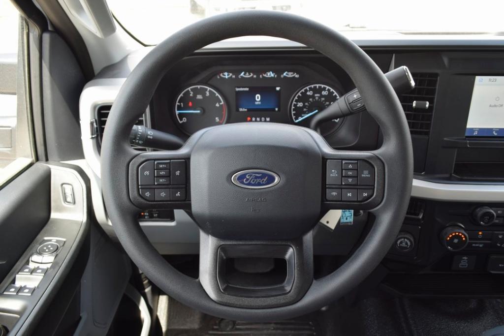 new 2025 Ford F-250 car, priced at $58,429