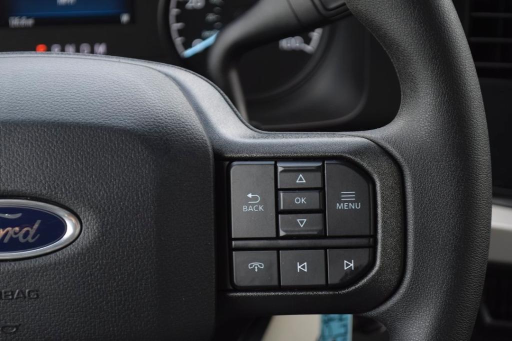 new 2025 Ford F-250 car, priced at $58,429