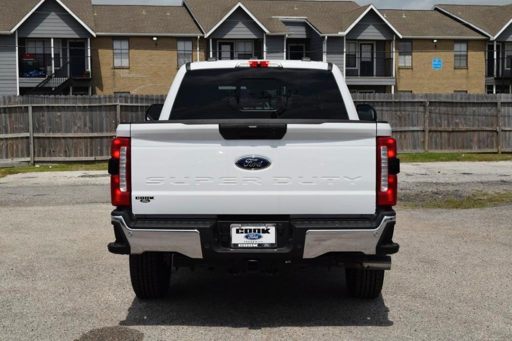 new 2025 Ford F-250 car, priced at $58,429