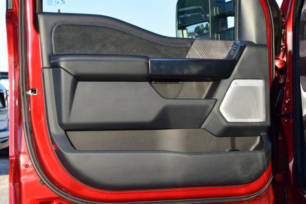 new 2025 Ford F-250 car, priced at $88,570
