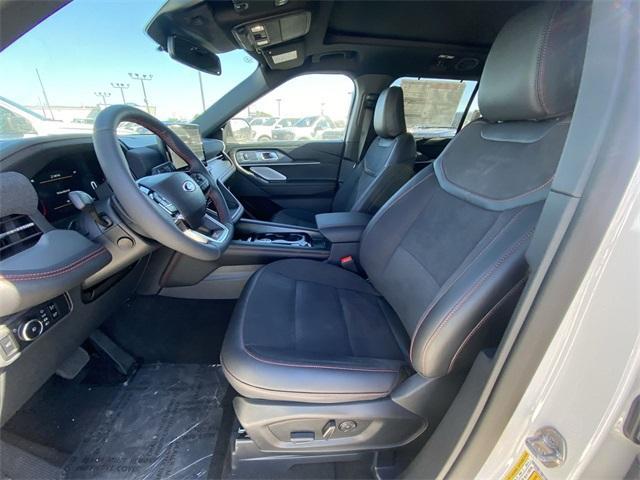 new 2025 Ford Explorer car, priced at $55,779