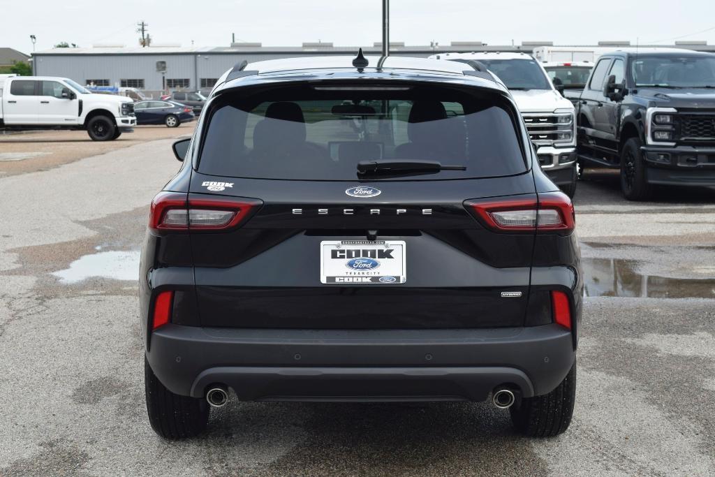 new 2025 Ford Escape car, priced at $25,799