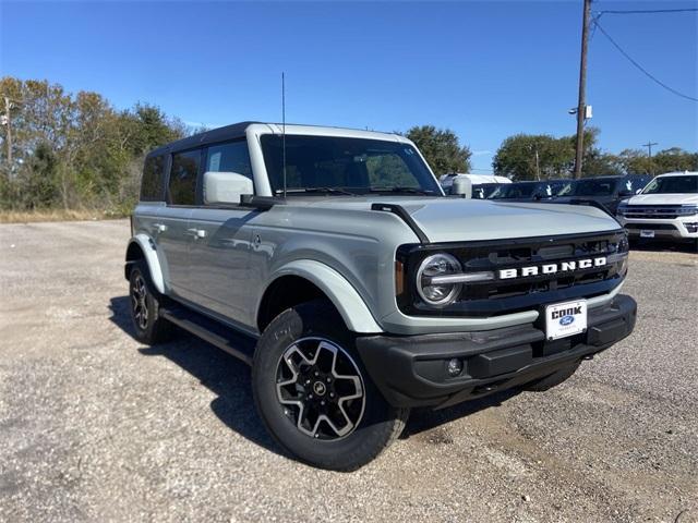 new 2024 Ford Bronco car, priced at $47,906