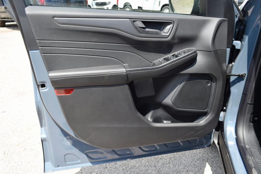 new 2025 Ford Escape car, priced at $27,843