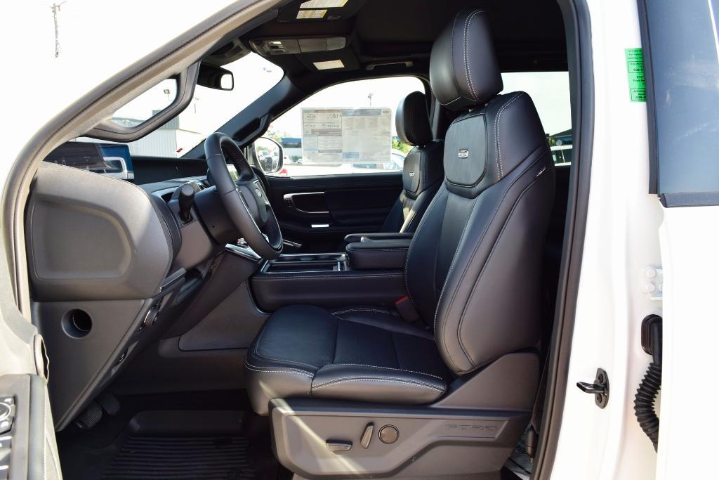 new 2025 Ford Expedition car, priced at $79,604