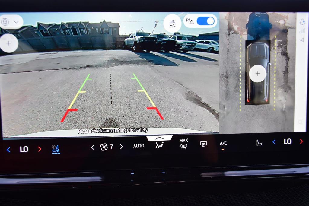 new 2025 Ford Expedition car, priced at $79,604