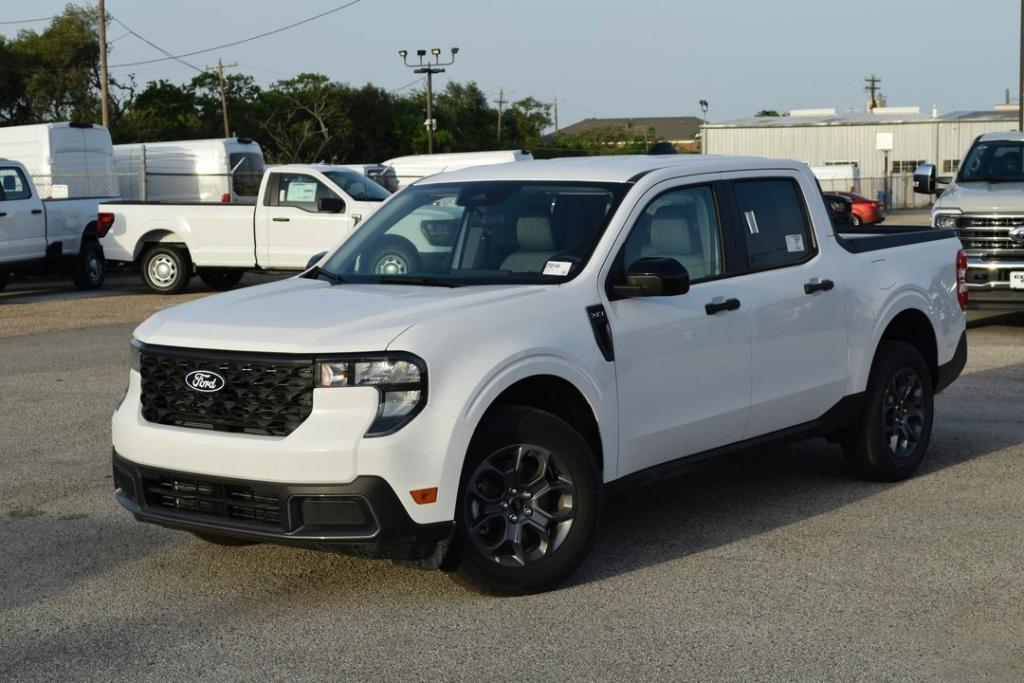 new 2025 Ford Maverick car, priced at $31,450