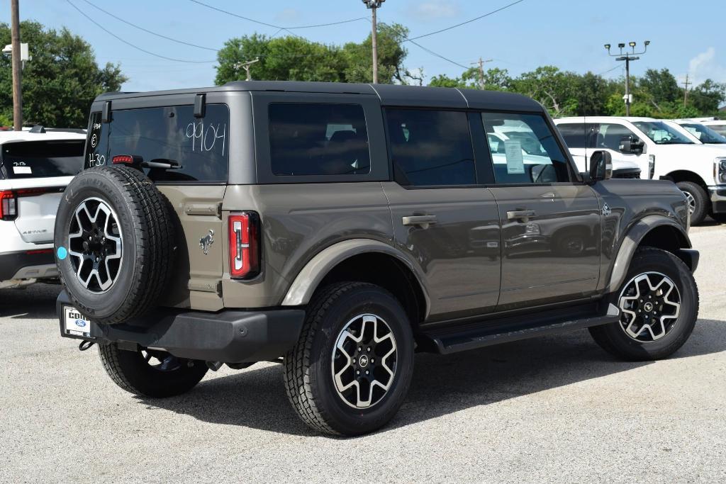 new 2025 Ford Bronco car, priced at $50,325
