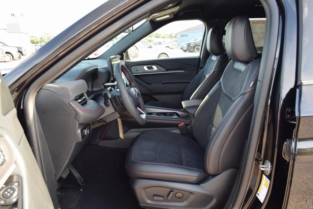 new 2025 Ford Explorer car, priced at $53,067
