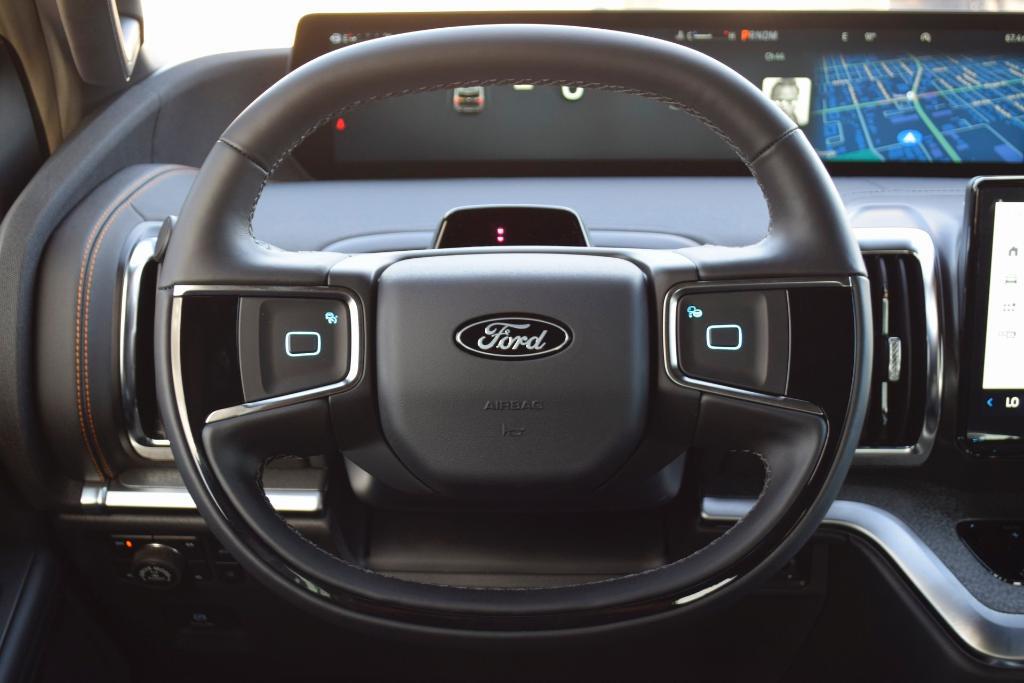 new 2025 Ford Expedition car, priced at $80,842