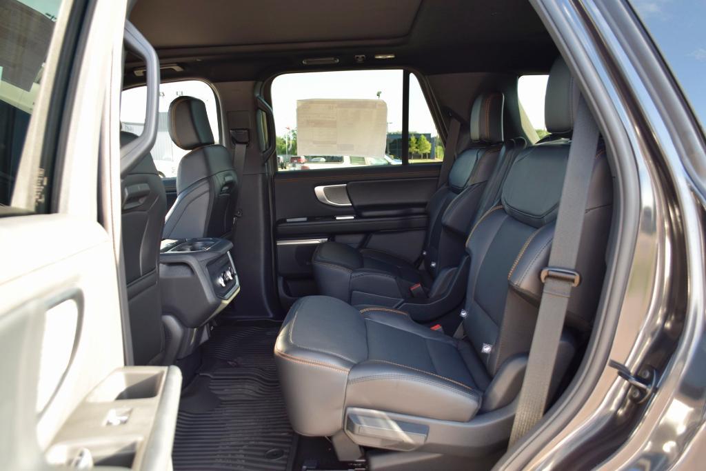 new 2025 Ford Expedition car, priced at $80,842