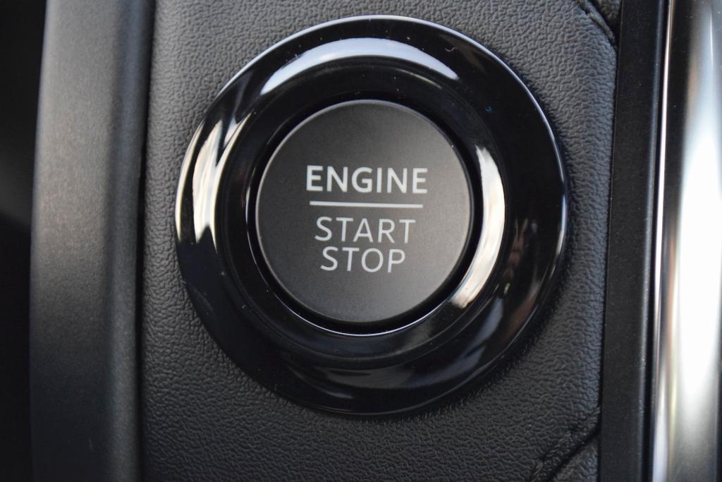 new 2025 Ford Expedition car, priced at $80,842