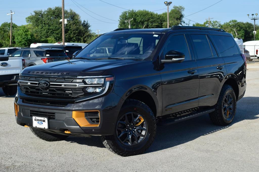 new 2025 Ford Expedition car, priced at $80,842