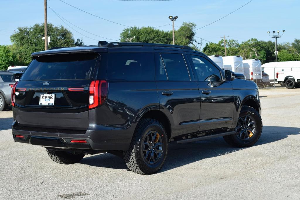 new 2025 Ford Expedition car, priced at $80,842