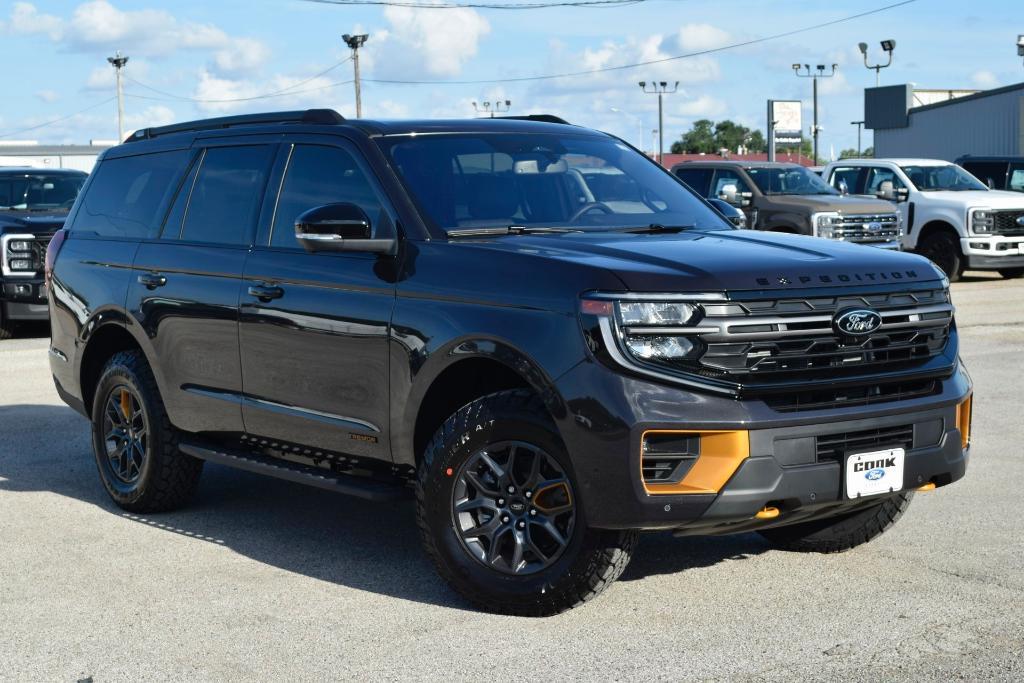 new 2025 Ford Expedition car, priced at $80,842