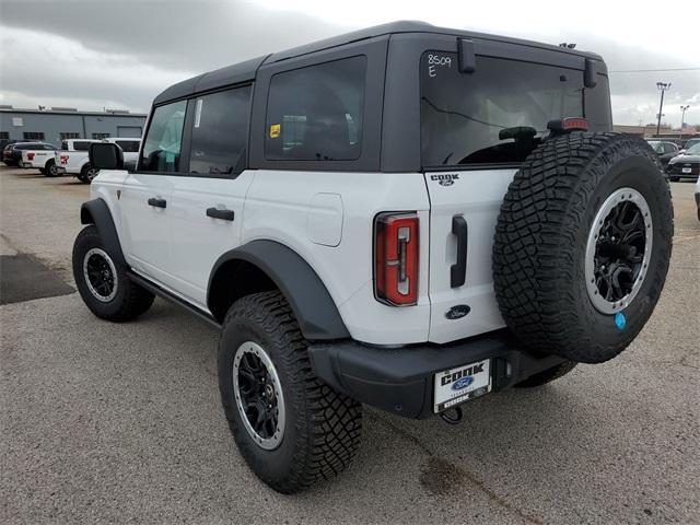 new 2024 Ford Bronco car, priced at $60,627