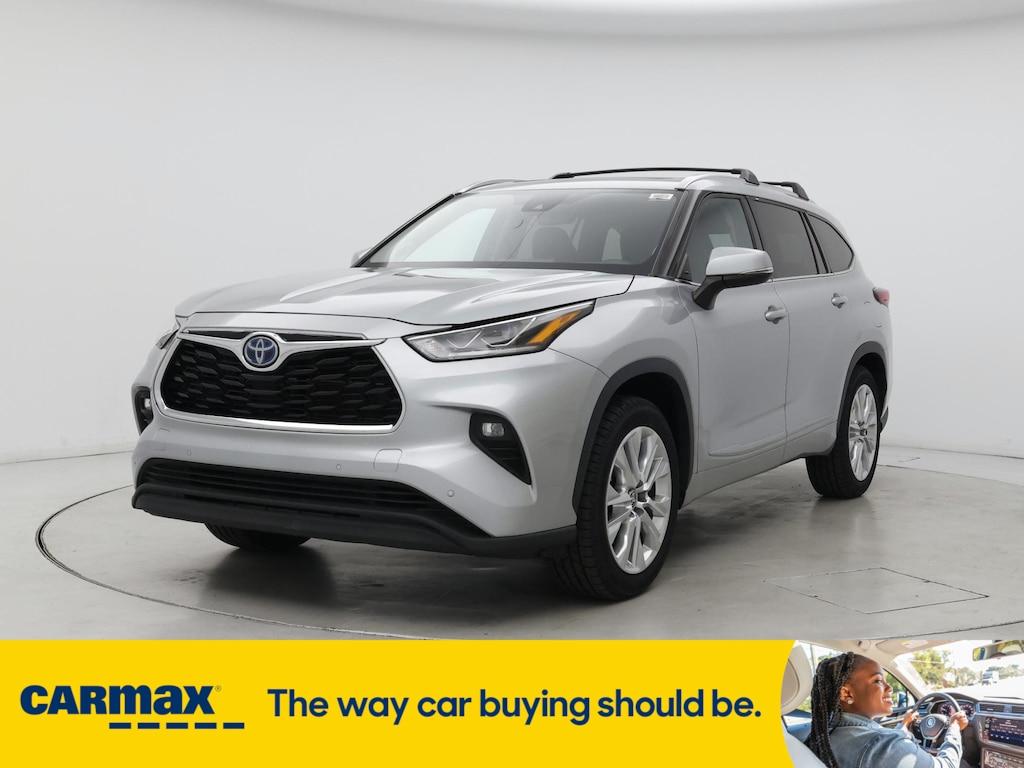 used 2022 Toyota Highlander Hybrid car, priced at $41,998