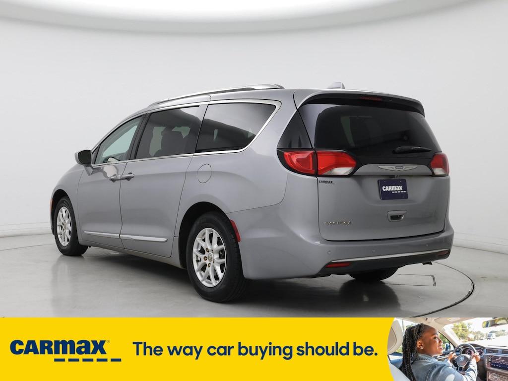 used 2020 Chrysler Pacifica car, priced at $21,998