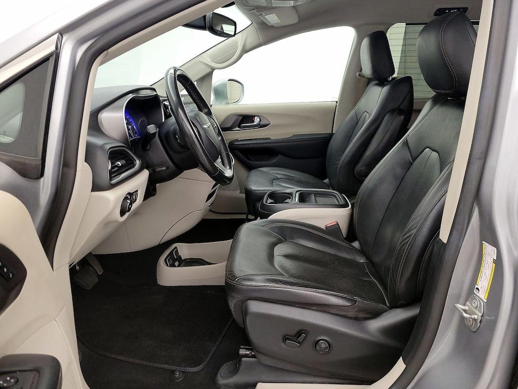 used 2020 Chrysler Pacifica car, priced at $21,998