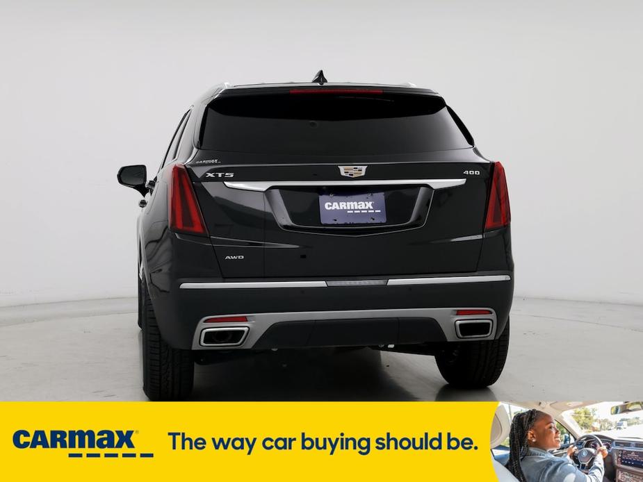 used 2021 Cadillac XT5 car, priced at $27,998