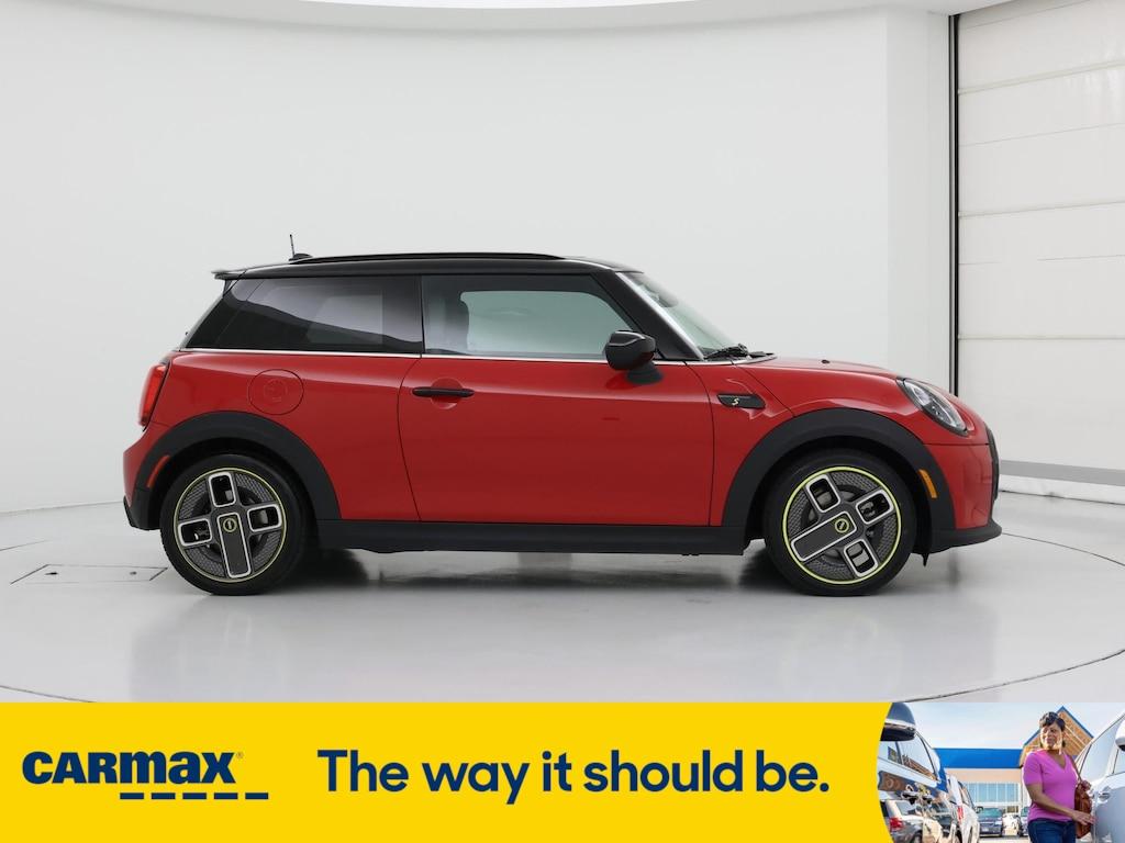 used 2022 MINI SE Hardtop car, priced at $23,998