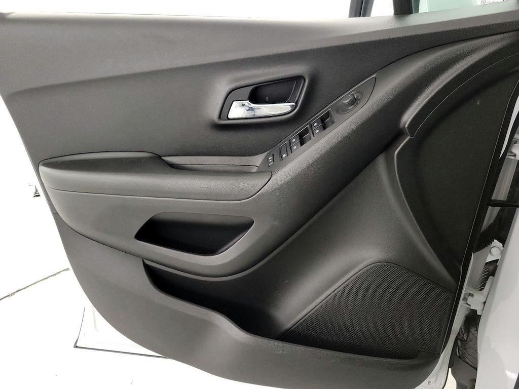 used 2021 Chevrolet Trax car, priced at $17,998