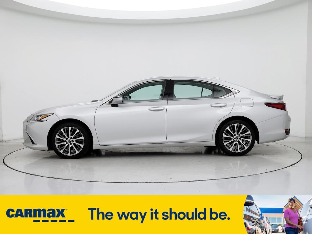 used 2019 Lexus ES 300h car, priced at $27,998