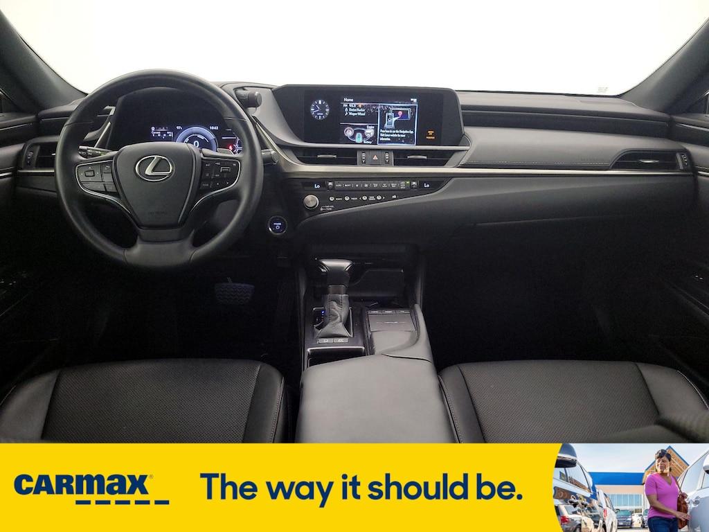 used 2021 Lexus ES 300h car, priced at $29,998