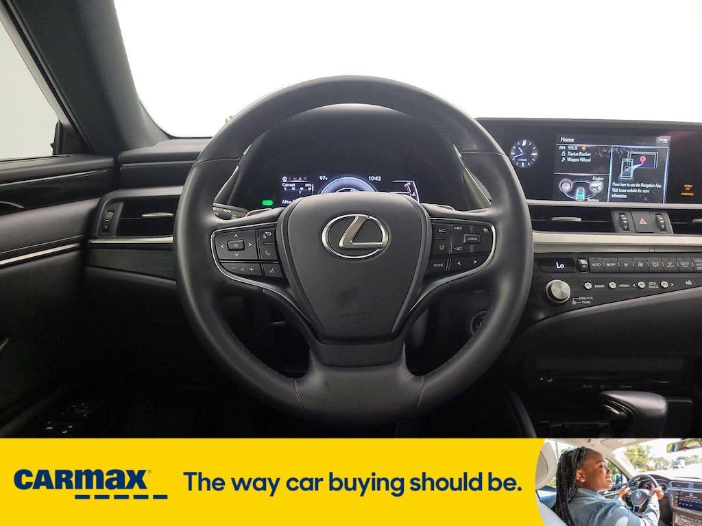 used 2021 Lexus ES 300h car, priced at $29,998